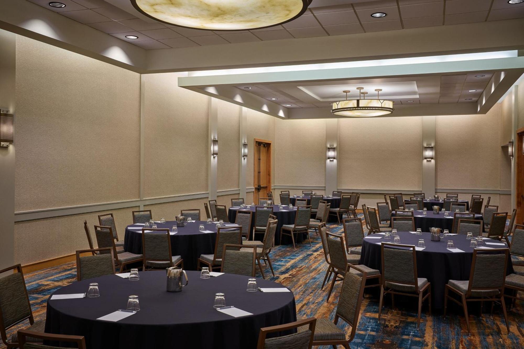 The Westin Westminster Hotel Exterior photo