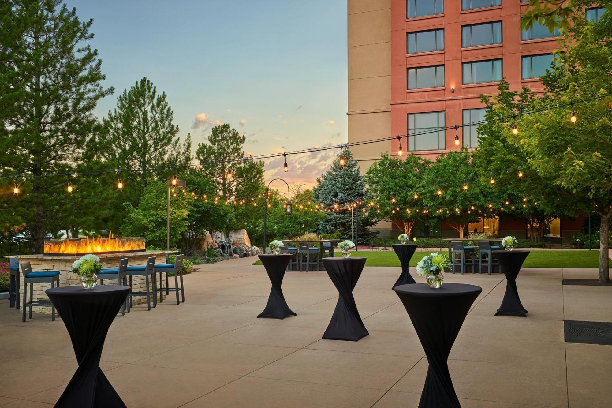 The Westin Westminster Hotel Exterior photo